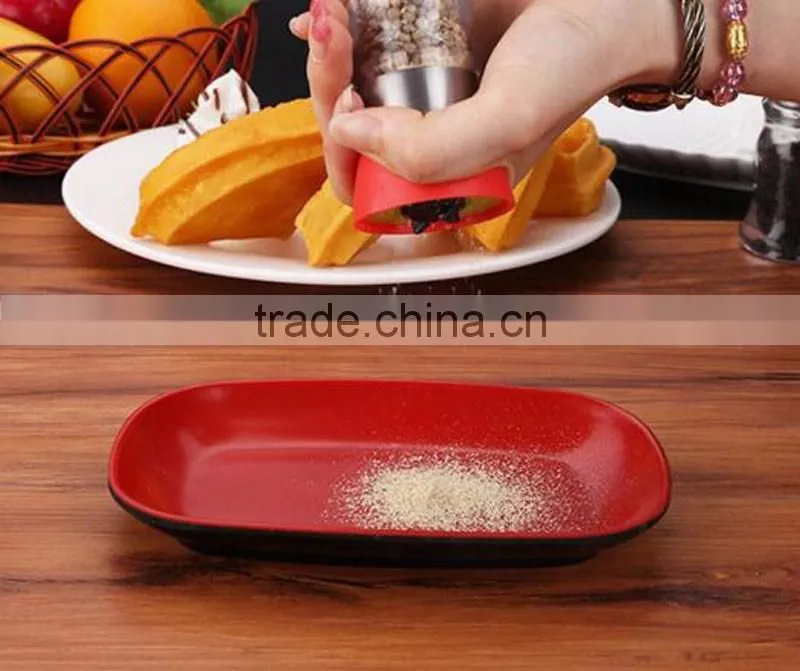 Factory supplier Mini glass salt and pepper grinder set