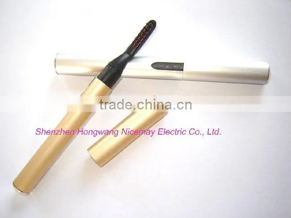 mini eye lash curler with color-changing indicator