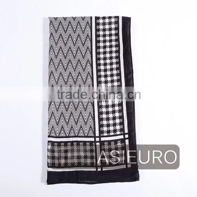 Big Sqaure Scarf with Placement Print, Unisex Fashion, BSCI and Sedex