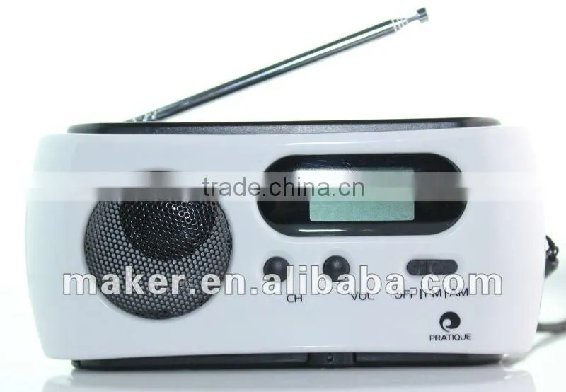 Solar/Dynamo Powered AM/FM scan digital radio with LED Flashlight