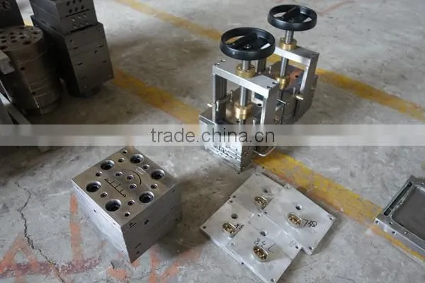 good quality plastic extrusion profile muold