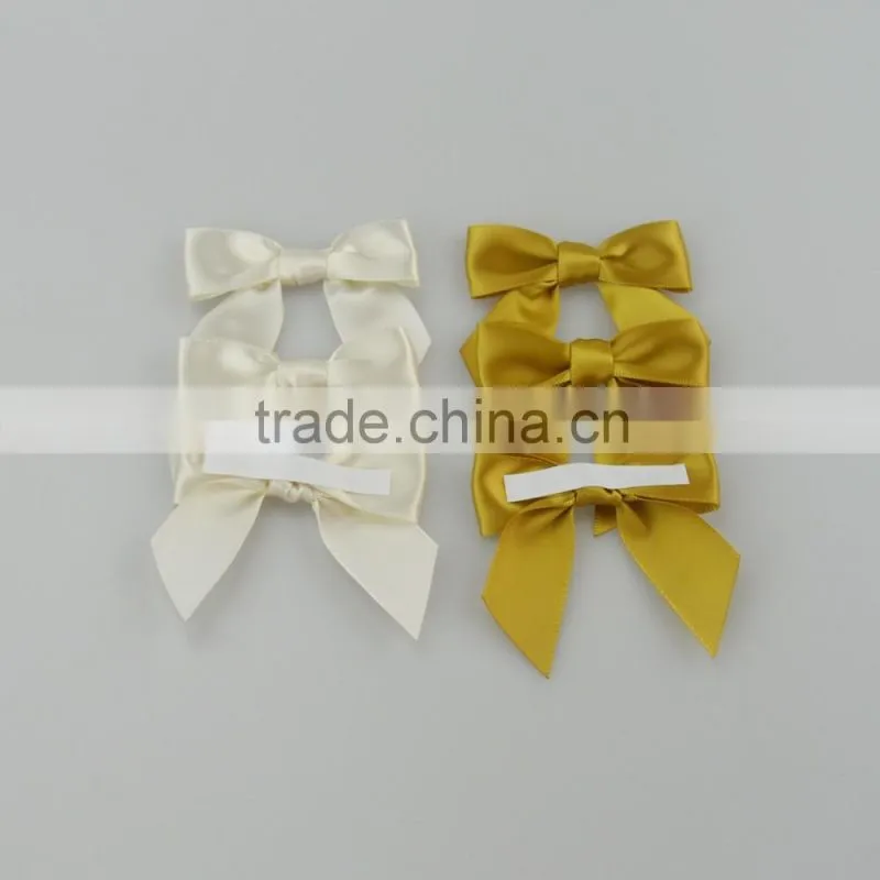 gift ribbon bow