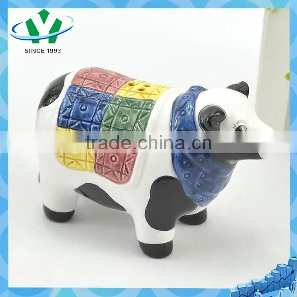 YSpp0002 Hand printing calf shape salt and pepper set with creative design