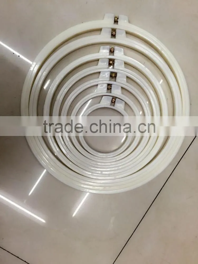 Wholesale white color round embroidery hoops for sewing cloth