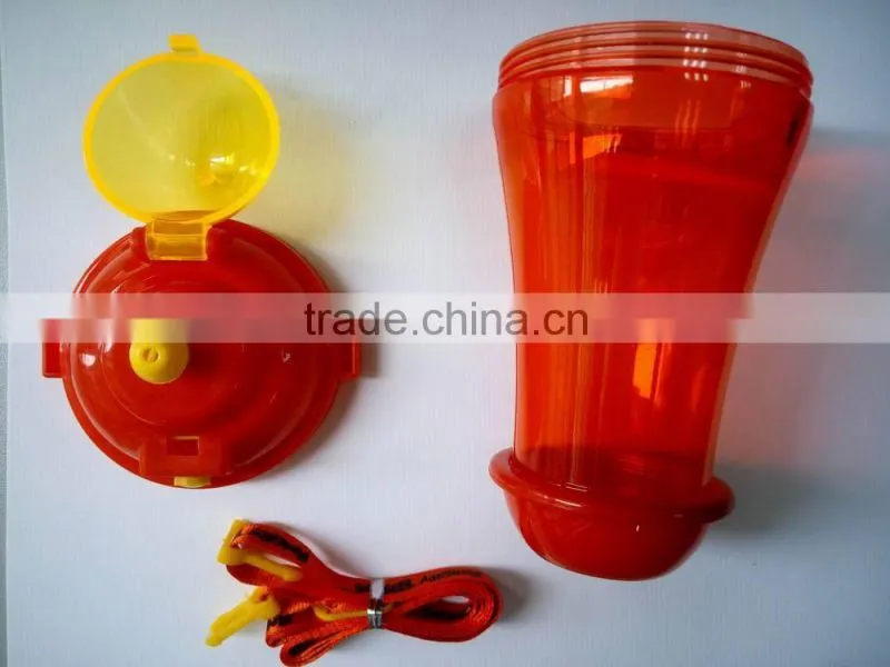 Customized plastic drinking cup with straw