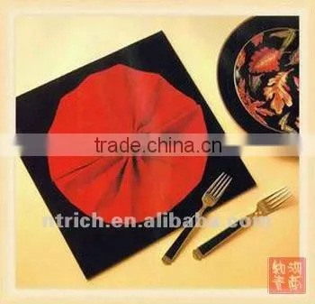 Ornate polyester table napkin for hotel and restaunt