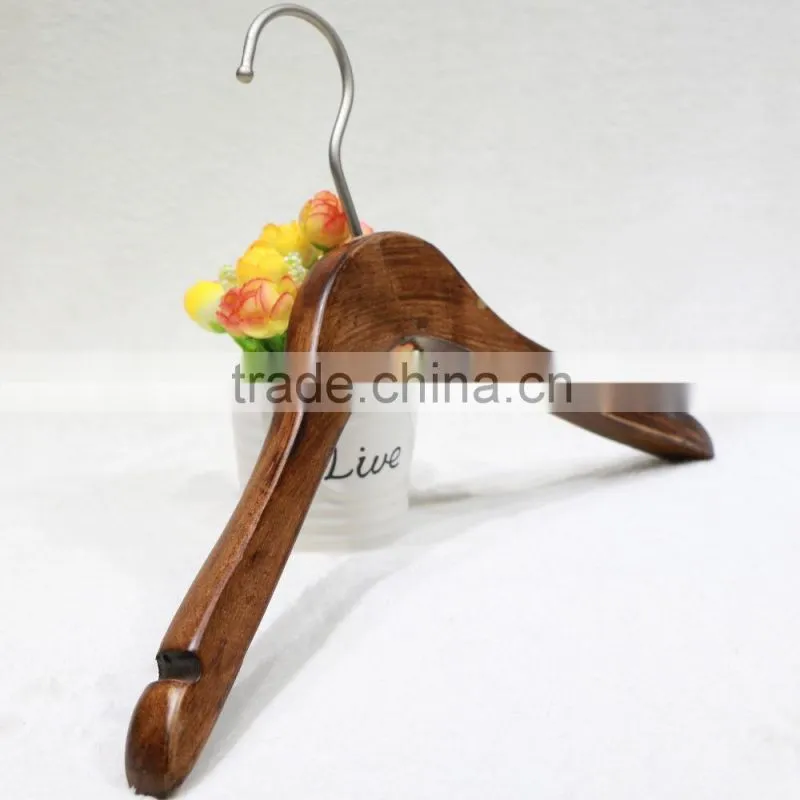 Anti slip wooden coat hanger for clothes display