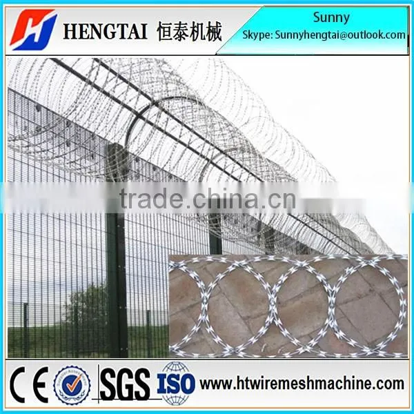2016 New Designed Automatic Razor Barbed Wire Making Machine
