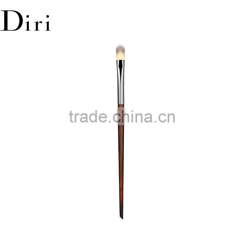 Golden luxury Goat hair fashionable metal handle concealer brush