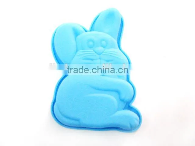Novelty silicone cake mold set