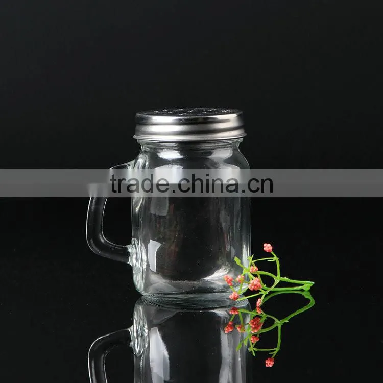 Latest wholesale high quality 74ml Smooth Top selling small glass container