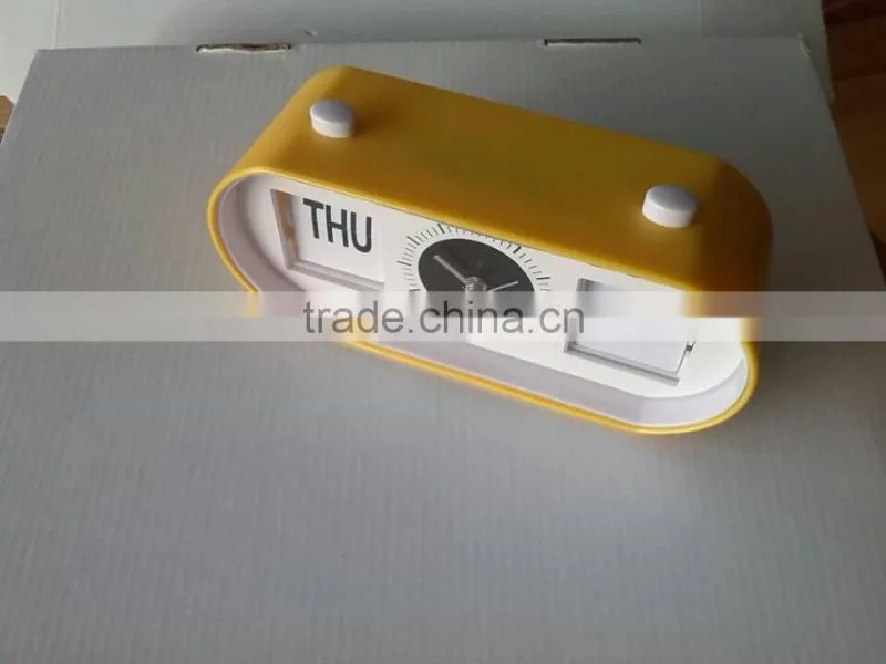Flip-Date Retro Alarm Clock With Calendar/date table clock/table alarm clock