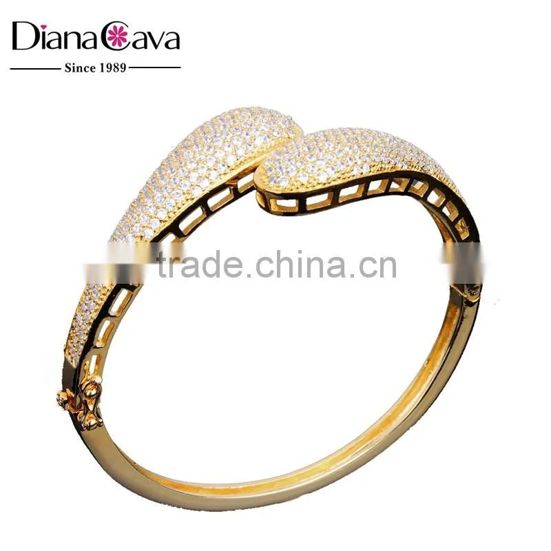 Bestseller Micro Pave Setting Wedding Clear Cubic Zircon Stones Women Bangle