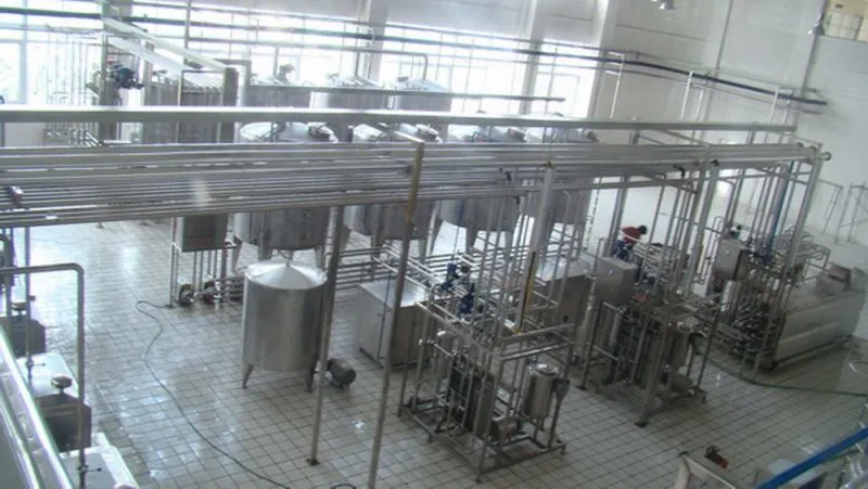Shanghai Factory Cheap Small Scale UHT Milk Homogenizer Sterilization Sterilizer Aseptic Filling Machine Processing Line Plant