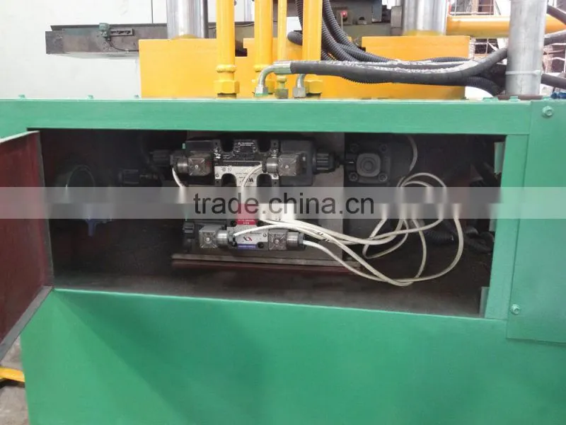 with working table hydraulic tile press/clay press machine for tile and brick