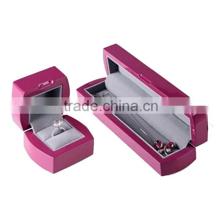 high quality OEM jewelry box ,free design gift box manufactures