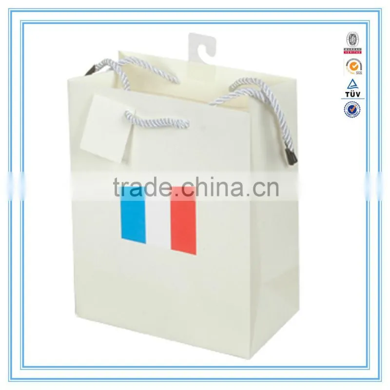 Alibaba China custom white cardboard paper bag shopping paper bag paper gift bag with handles