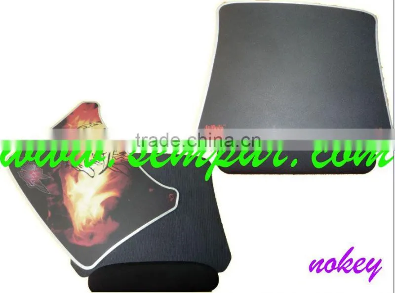 Aluminium board gaming mouse pad with wrist wrist