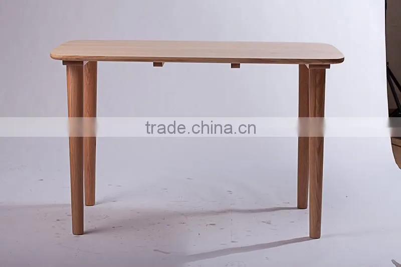 Solid wood dinning table
