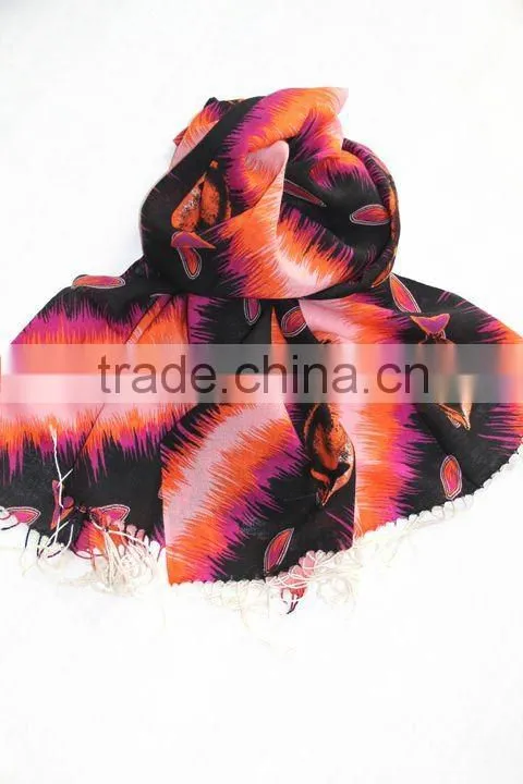 fashion wool printed scarfs & shawls