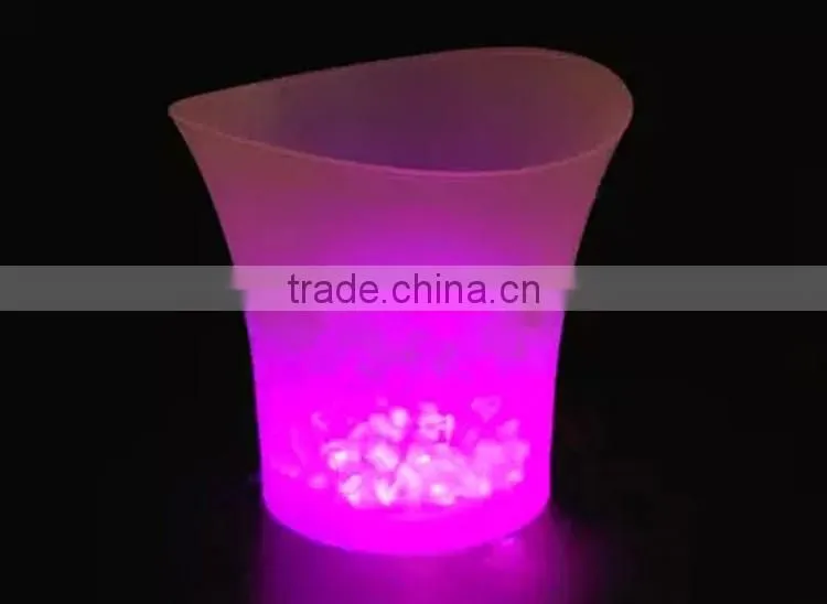 Nice-looking popular plastic ice bucket