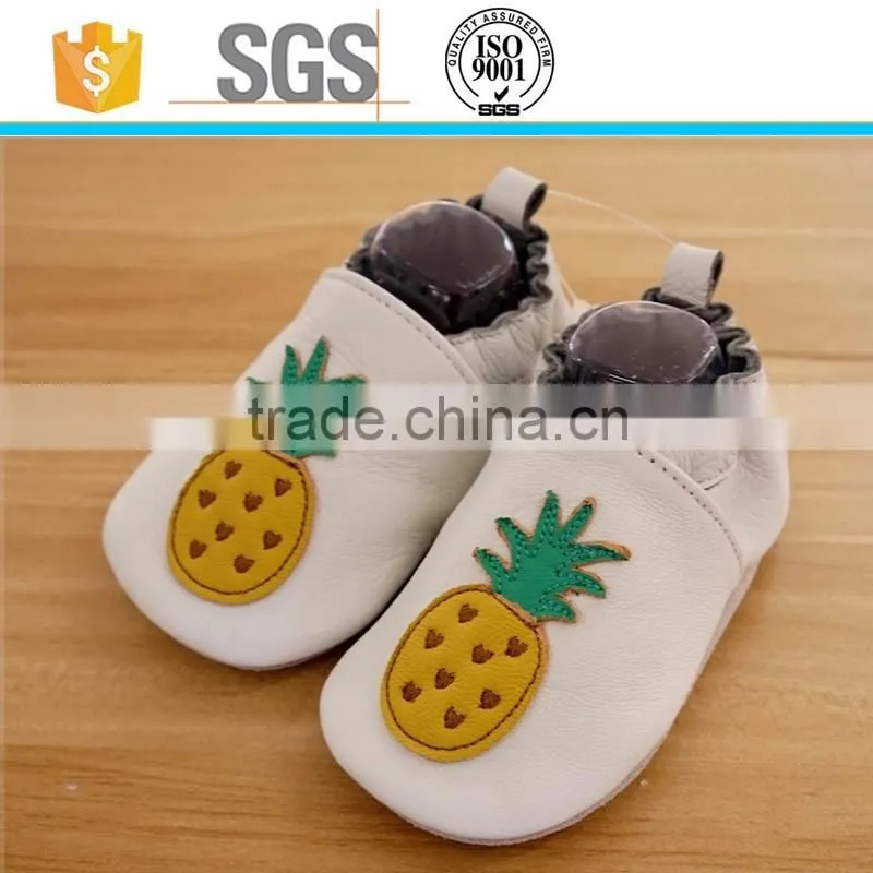 Wholesale girl boy kids sheep leather baby shoes moccasins