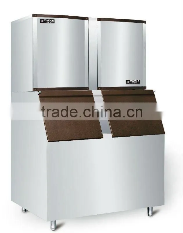 Promotional high output ice machine