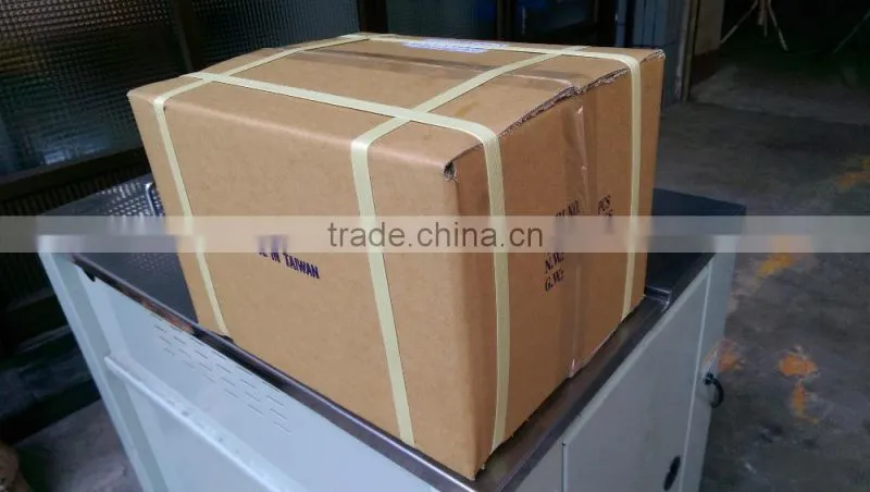 Taiwan High Quality Furnitur Glass Brass Metal Cabinet Shelf Support