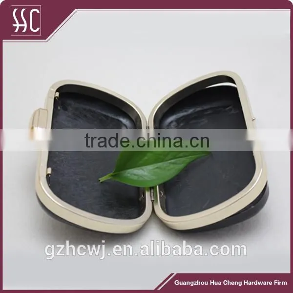 2015 lastest metal clutch purse frame with plastic shells