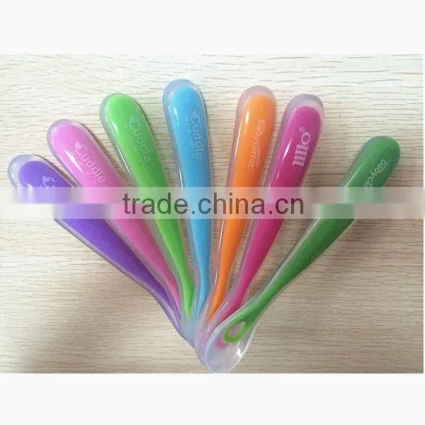 Top quality Cheapest top sell silicone baby spoons