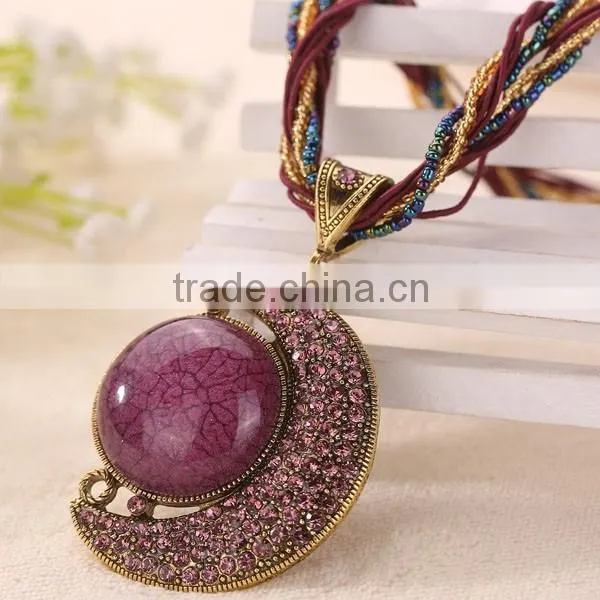 2016 Fashion National Style Moon Design Rhinestone Necklace