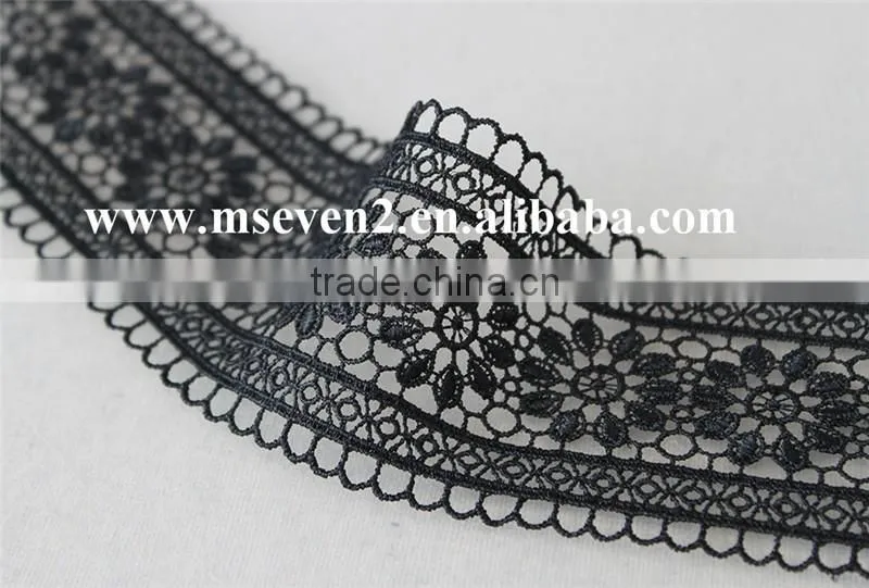 2016 fashiona design 100% polyester flower lace in black embroidery lace trim decoration lace trim for clothing