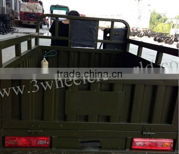 China manufacturer four wheel motorcycle with two front wheels for sale