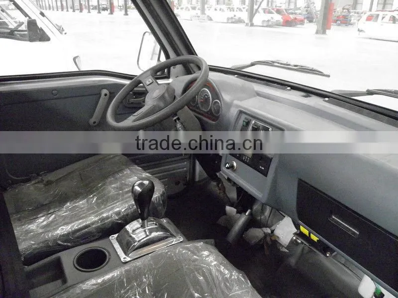 0.5 tons petrol van (LHD)