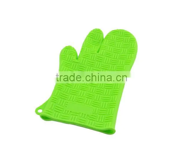 Kitchen silicone glove for oven cooking