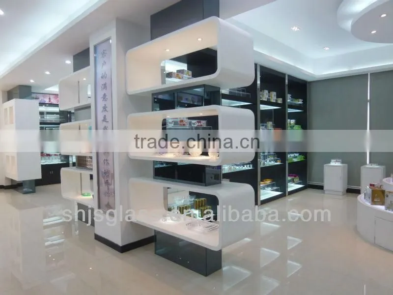 shaped round colored glass plate