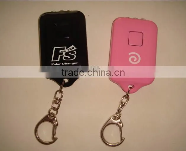 2015 cheap plastic led solar power keychain