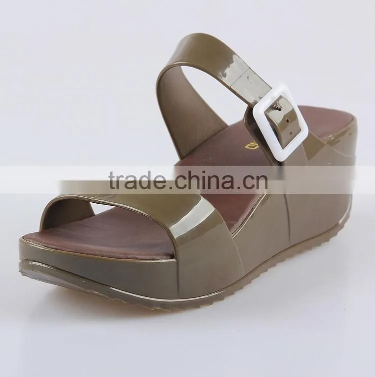 2015 chun xia latest fashion shoes Transparent jelly shoes Ms leisure slippers Women slippers