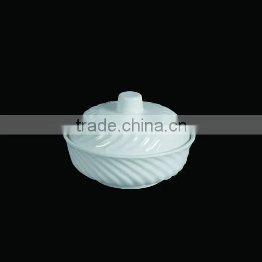 Round melamine bowl with lid