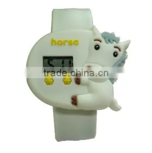 2014 hot selling customized cheap promotion cartoon silicone wrist watches/fashion silicone cartoon watch