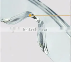 Light polycarbonate for visitors anti-fog safety glasses