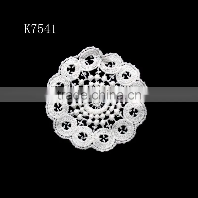 Embroidered cotton small lace collar