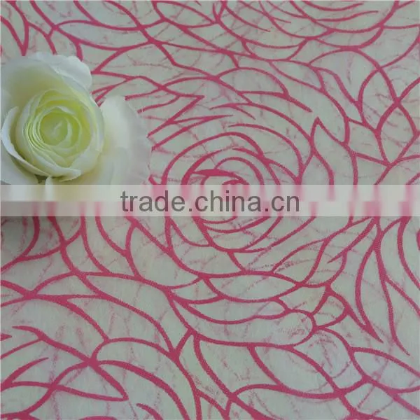 The new non-woven bag flower material