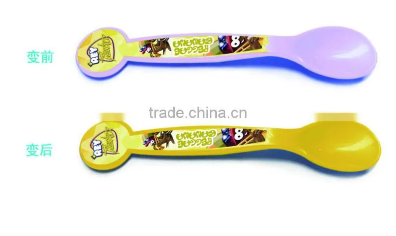 Ice Cream Plastic Spoon Changing Color