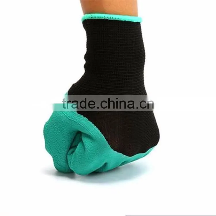 AS SEEN ON TV dig & plant garden gloves with built in claws make gardening fun & easy