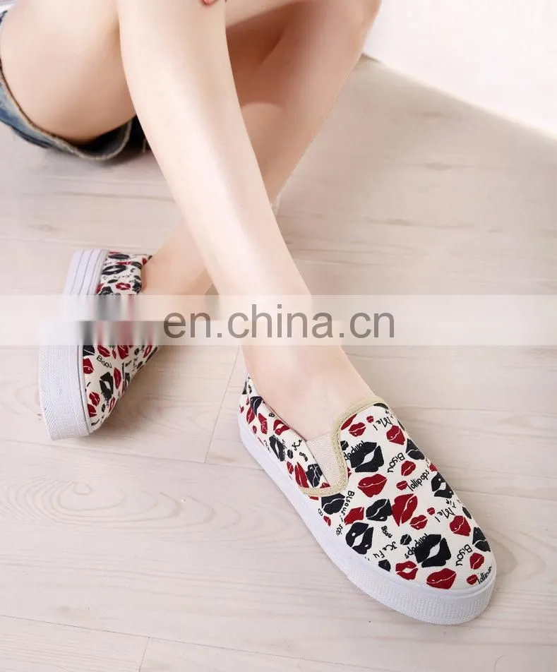Wholesale leisure shoes canvas high heel sneakers