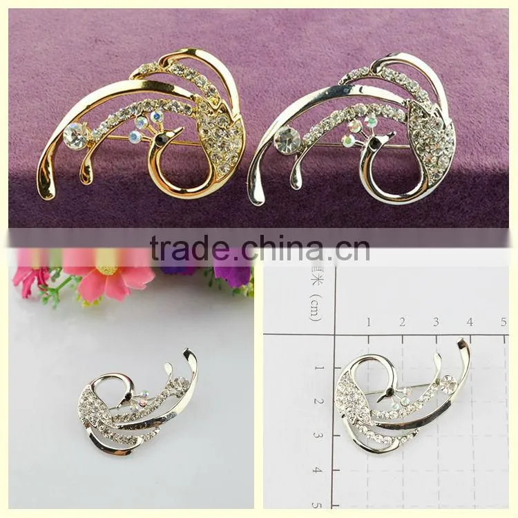 Factory cheap wholeslae fashionable dance peacock brooches