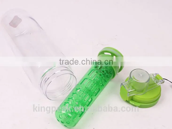 Portable Plastic Infuser Water Bottle /water infuser bottle/ BPA-Free Tritan fruit infuser water bottle/Shaker bottle