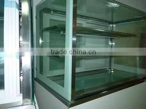 pastry display refrigerated showcase merchandiser