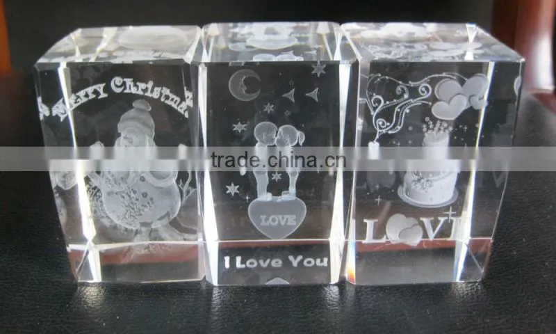 Smooth edge cubes for art shows